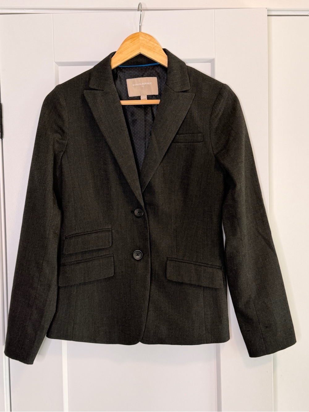 Banana Republic Women's Black Tailored Two-Button Blazer